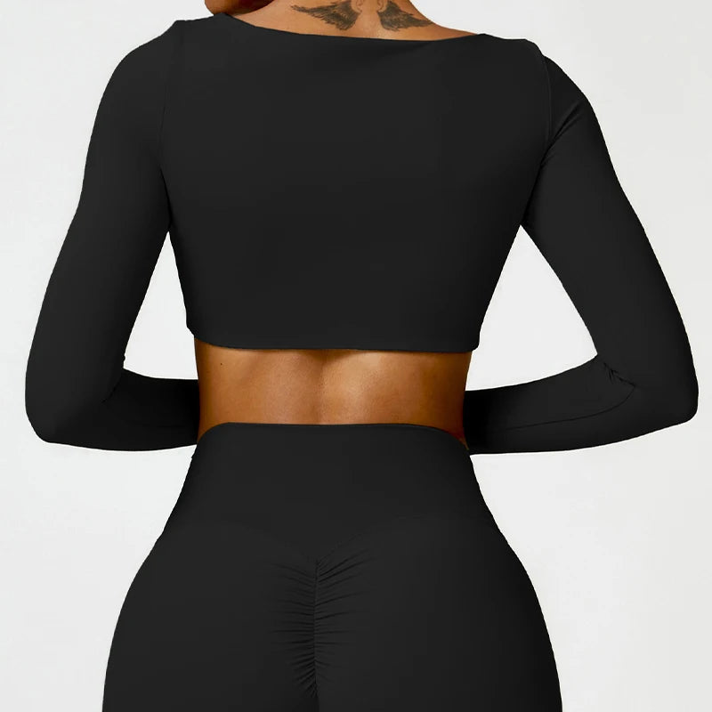 Pilates Dream: Long Sleeve Crop Top