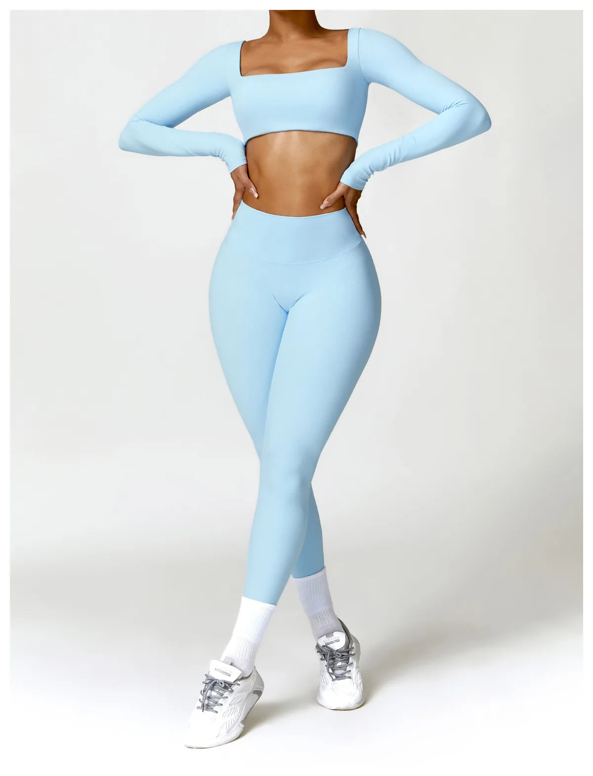 Pilates Dream: Long Sleeve Crop Top
