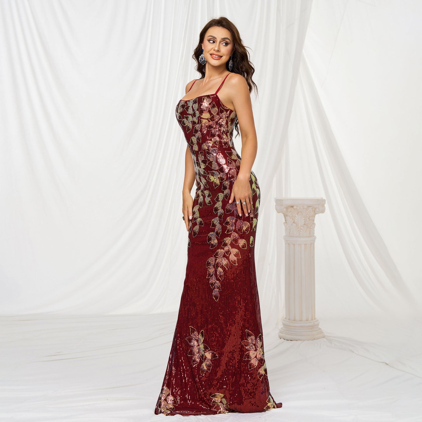 Red Sequined Banquet Fishtail Evening Dress