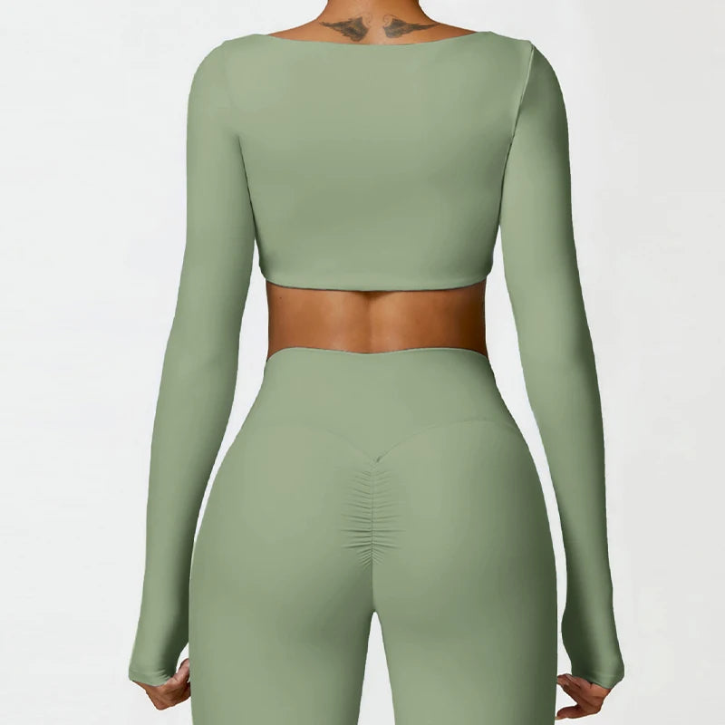 Pilates Dream: Long Sleeve Crop Top