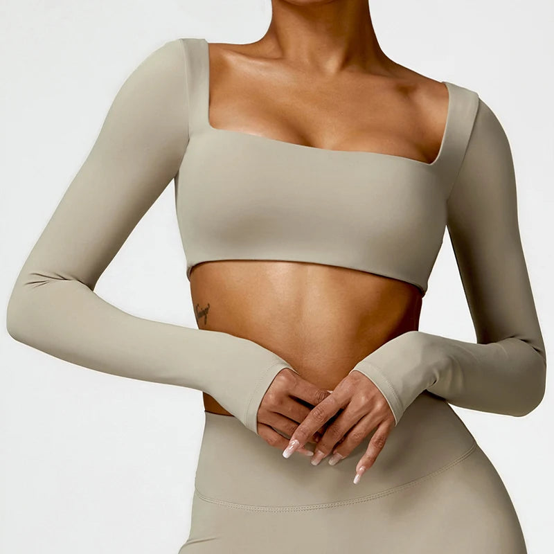 Pilates Dream: Long Sleeve Crop Top