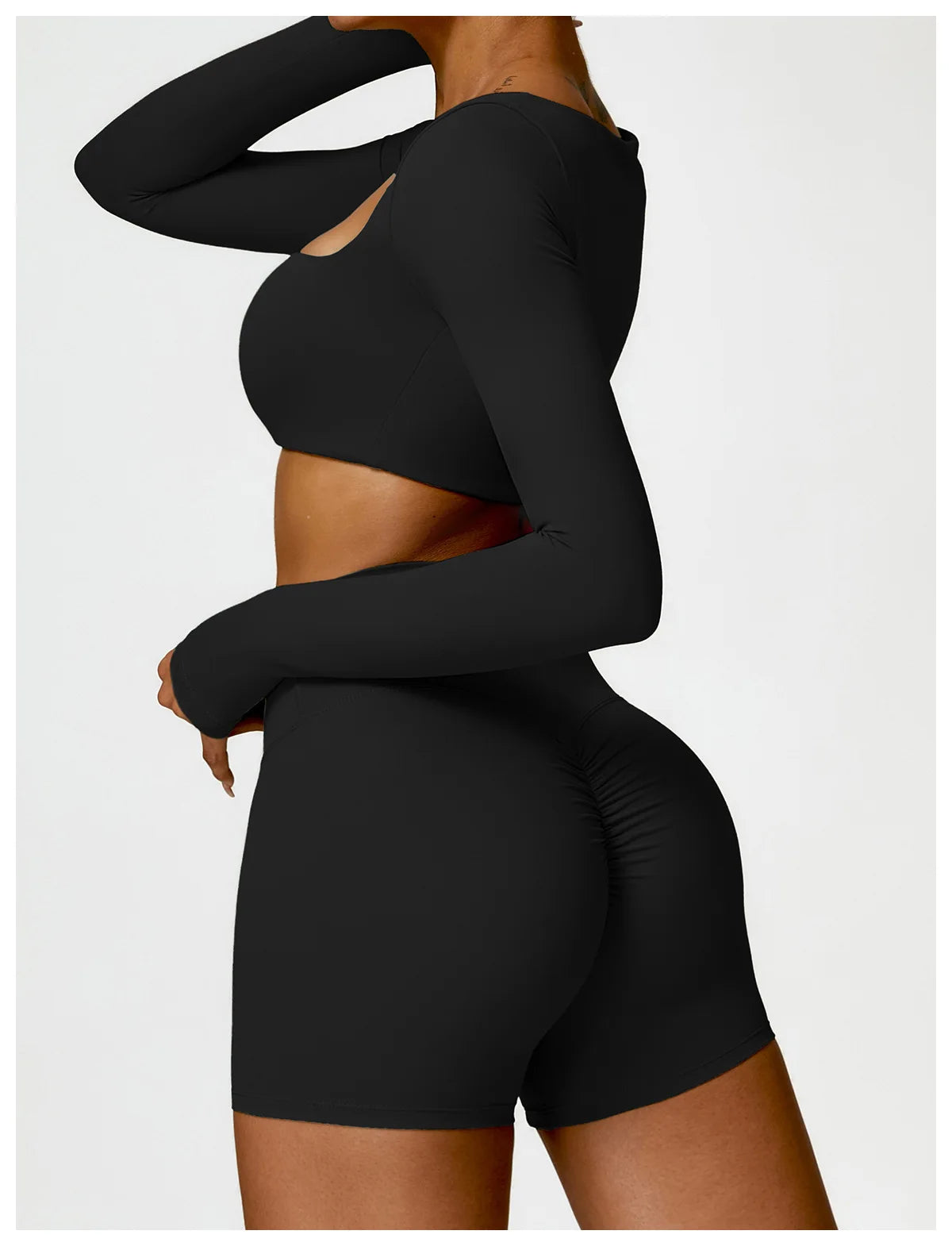 Pilates Dream: Long Sleeve Crop Top